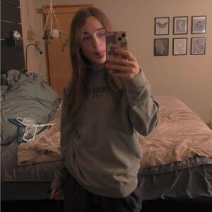 Meet your Posher, Kenzie